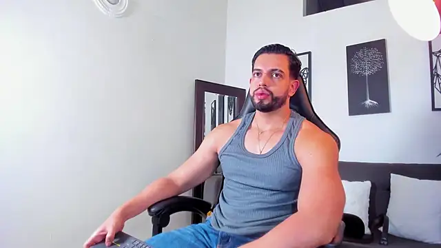 Justin_kingX7: онлайн-секс-чат