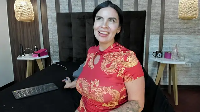 Hannah_Cross live XXX chat