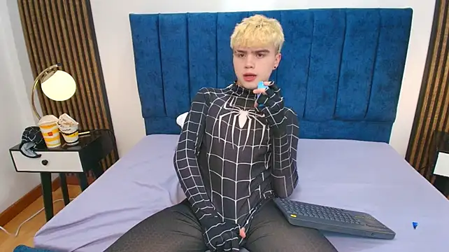 Ian_Stone XXX чат на живо