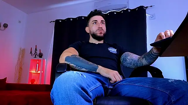 Chat XXX Live MightyAaron66