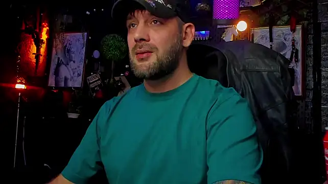 LexHardy Chat XXX in diretta