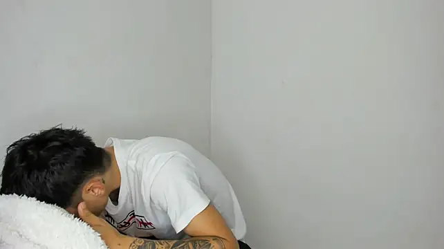 The_beby_guy Chat XXX live