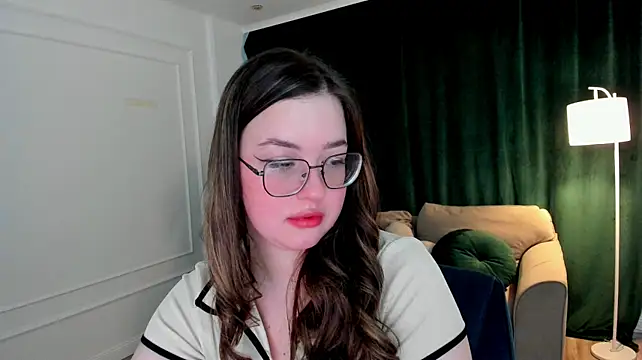 XXX chat uživo modela WishToBloom