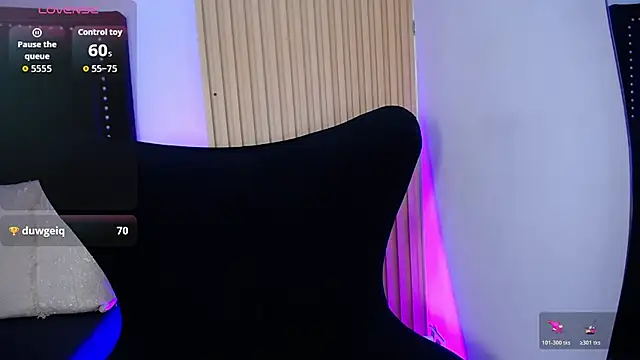 1Sloppy_Fox4 Live XXX-Chat