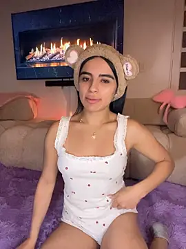 Emily-14 লাইভ XXX চ্যাট