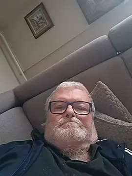 petvaradn Live XXX chat