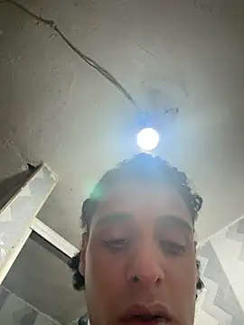 Maximo_Juli élő XXX-chatje