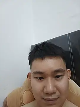 DenbyTan99 Show Webcam