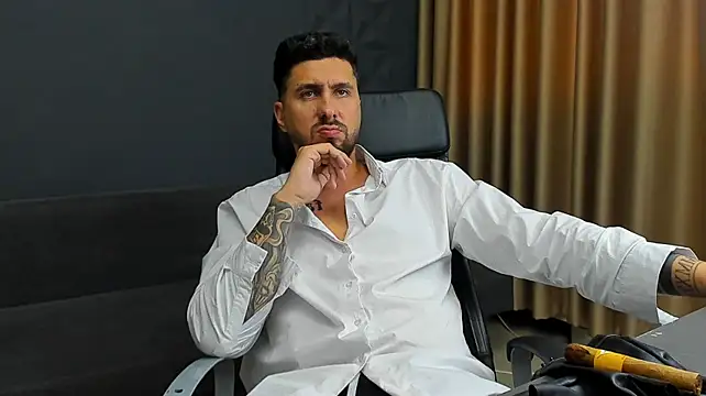 Chat XXX ao vivo de LoganStroud