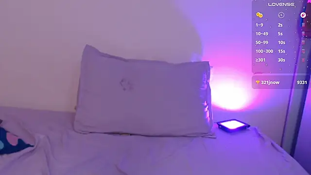 rossemoon1's Live XXX Chat