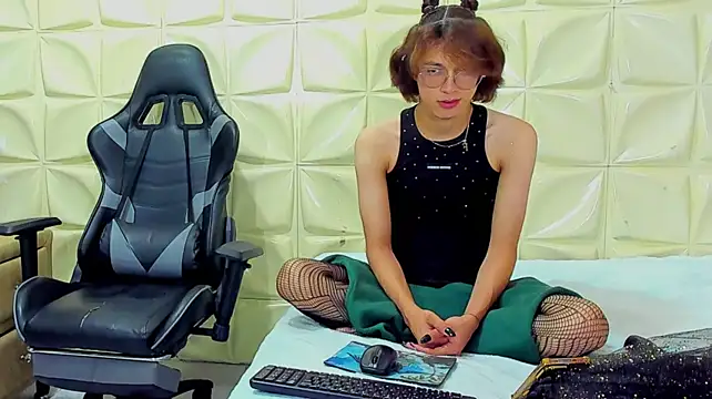 Czat XXX na żywo – Jav_Frank