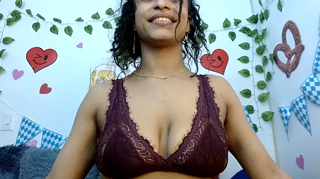 MarillynMorgan Adlı Modelin Canlı XXX Sohbeti