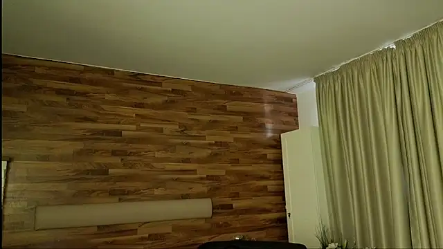 IvanHydee Live XXX-chat