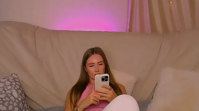 Chat +18 de EllyColins ao vivo