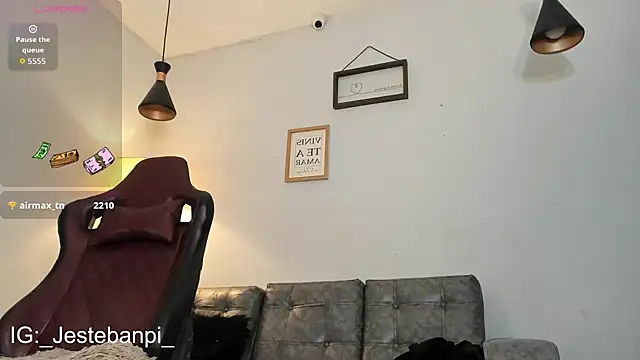 arthur_s69 Adlı Modelin Canlı XXX Sohbeti