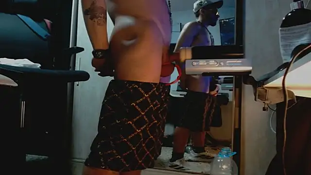 MistBirol69 élő XXX-chatje