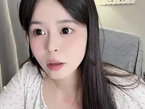 hyj-1010's Live XXX Chat