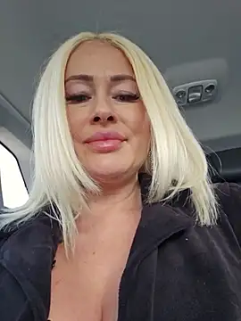 MILFBARBY Chat XXX in diretta