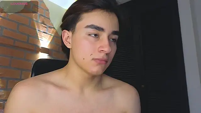 Connorr_01 라이브 XXX 채팅