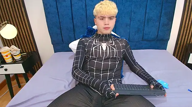 Онлайн чат XXX Ian_Stone
