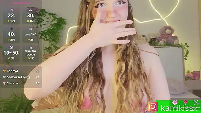 Živý XXX chat KamiKiss