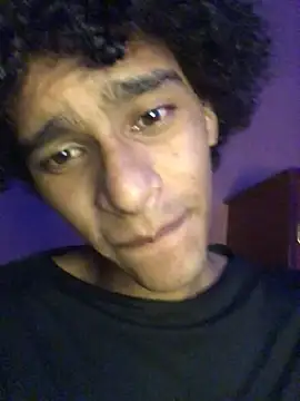 Evans_Femb's Live XXX Chat