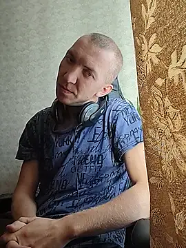 XXX chat uživo modela _uncle_Mitya-43_