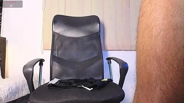 Živý XXX chat MR_EITHAN
