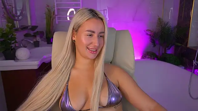 LiaBrazzerr Adlı Modelin Canlı XXX Sohbeti