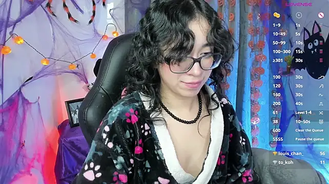 Chat +18 de indra_cam ao vivo