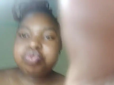Czat XXX na żywo – uganda-2