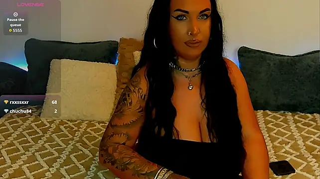 Chatroom XXX en direct de Sierra_Quinn