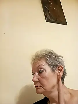 Calypso-Loove live XXX chat