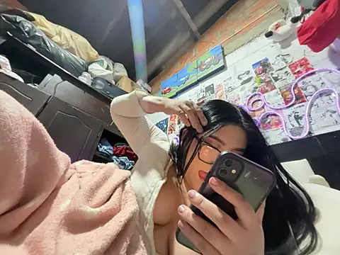 צ'אט XXX בשידור חי של violeta_818