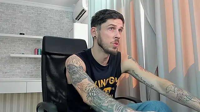 JonahShaw Live XXX Chat