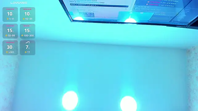 XXX chat uživo modela Miiahbunny_