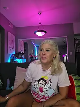 Lexi_ShockerのライブXXXチャット