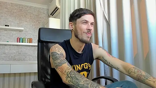 JonahShaw Live XXX-Chat