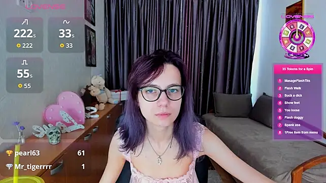 MiniLysii Live XXX Chat