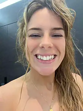 Chat +18 de oliviafranciis ao vivo