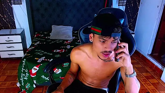 Angel_foxc13 – Naživo XXX chat