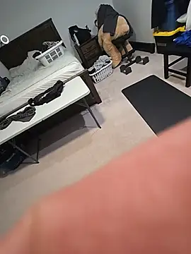 bigGirth4u XXX чат на живо