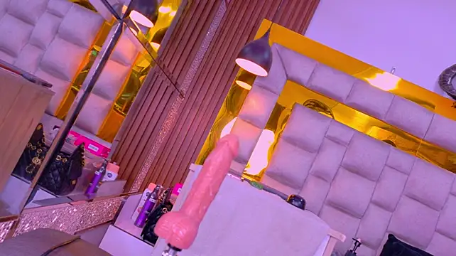Chatroom XXX en direct de bigass_monic