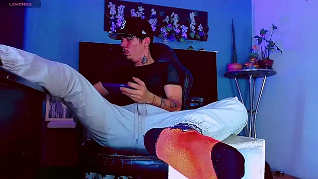 HannibalLester 라이브 XXX 채팅