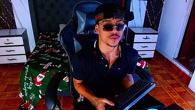 Angel_foxc13 – Naživo XXX chat