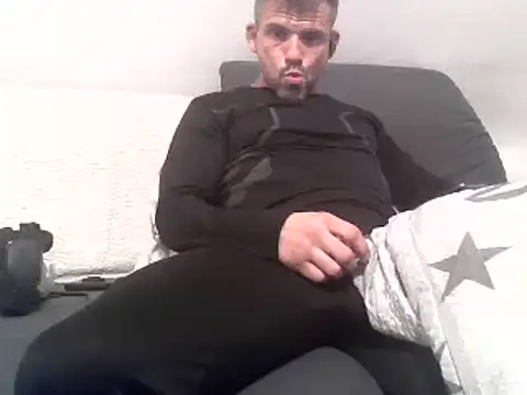 Chatroom XXX en direct de Cambitchboy