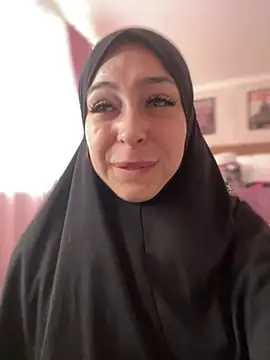 LynaFrost live XXX chat