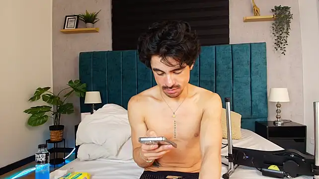 Ethan_Briggs_ live XXX chat