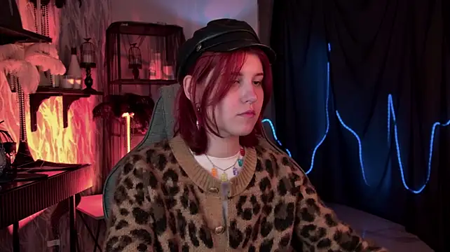 JulliaMoore – Naživo XXX chat