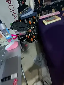 Trenaonmute 라이브 XXX 채팅
